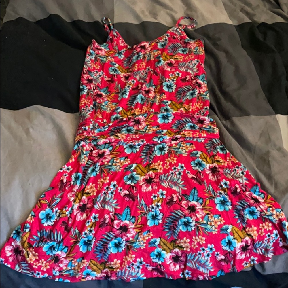 Lascana VS dress size medium